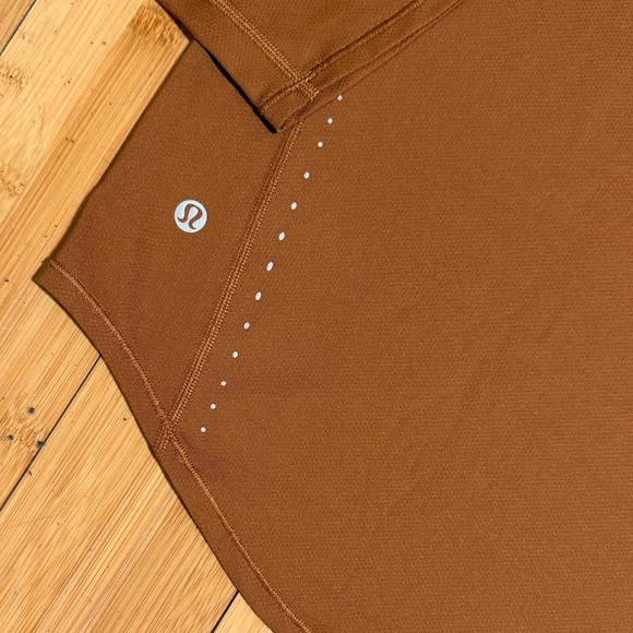 Lululemon High-Neck Running and Training Long Sleeve Shirt
Roasted Brown Size 8 - Picture 6 of 14